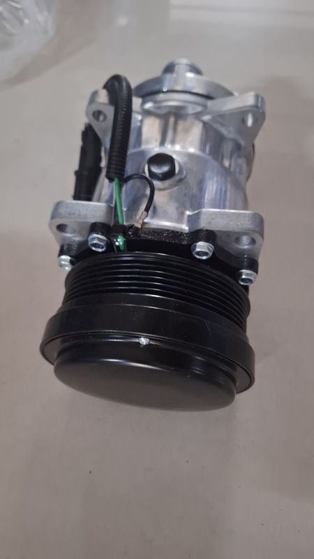 082V77970-7023 Air Con Compressor T5G Air Conditioner Compressor