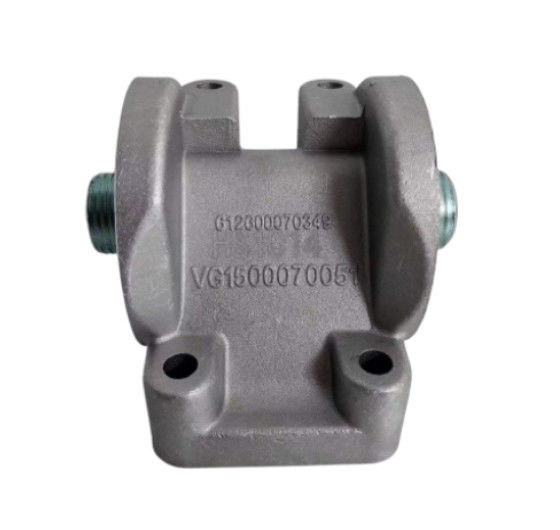 VG000070005+001 Oil Filter Seat WD615.47(371HP)EURO2/D10.38-40/WP10.340E32